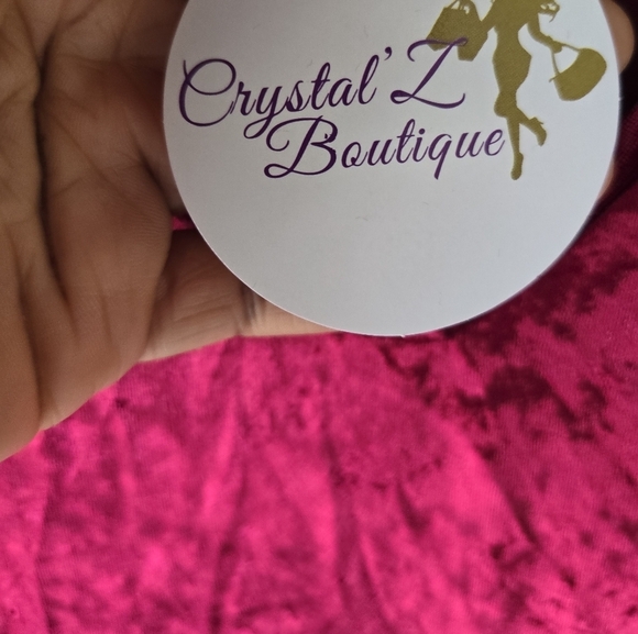 Crystal Boutique Crushed Velvety Blouse Sz M Red Roll Tab Sleeve V Neck New - Picture 7 of 11